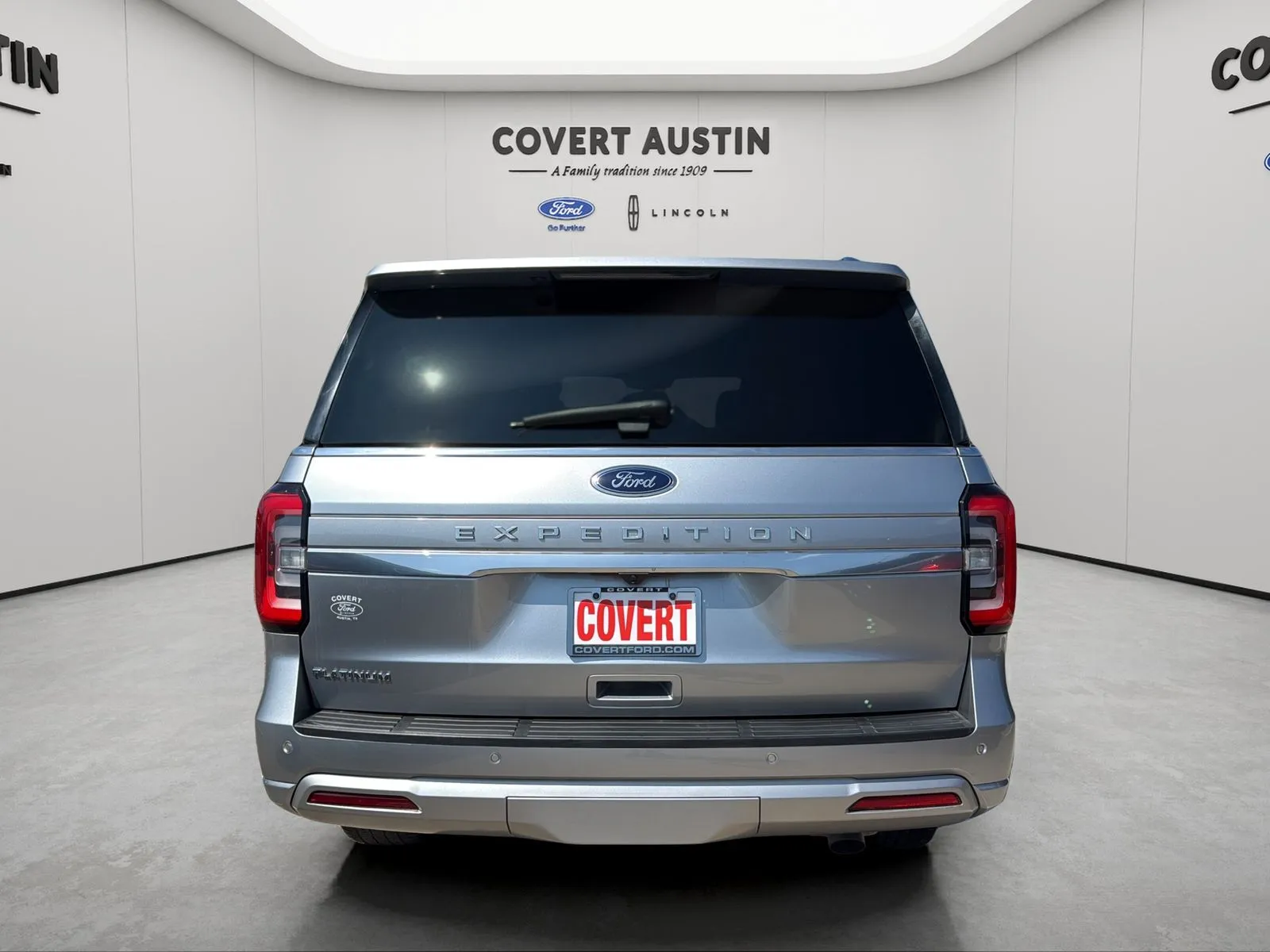 Ford Expedition photo 4