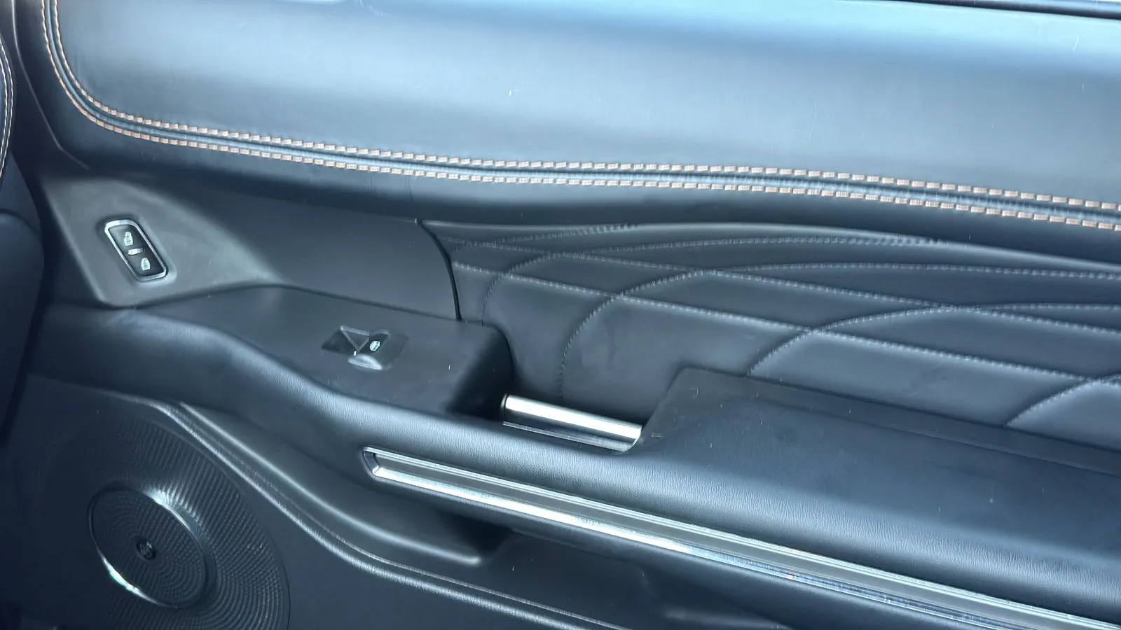 Ford Expedition photo 23