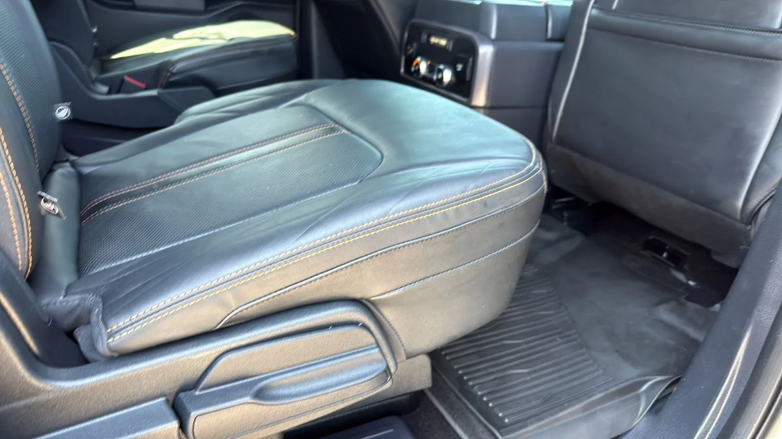 Ford Expedition photo 26