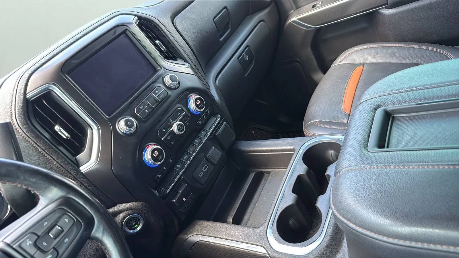 GMC Sierra photo 17