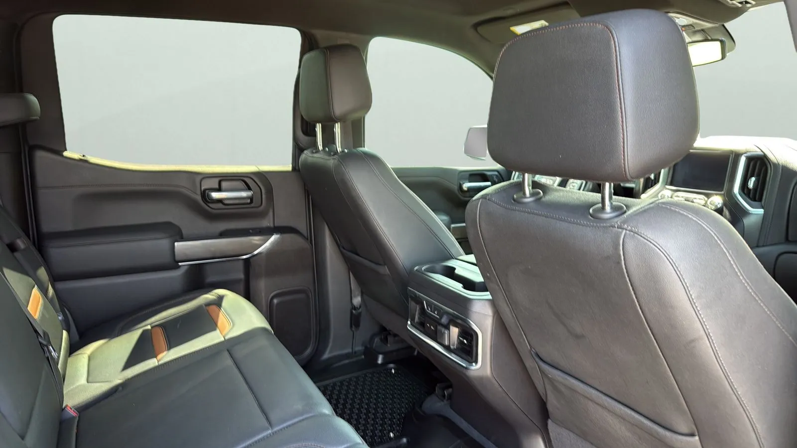 GMC Sierra photo 25