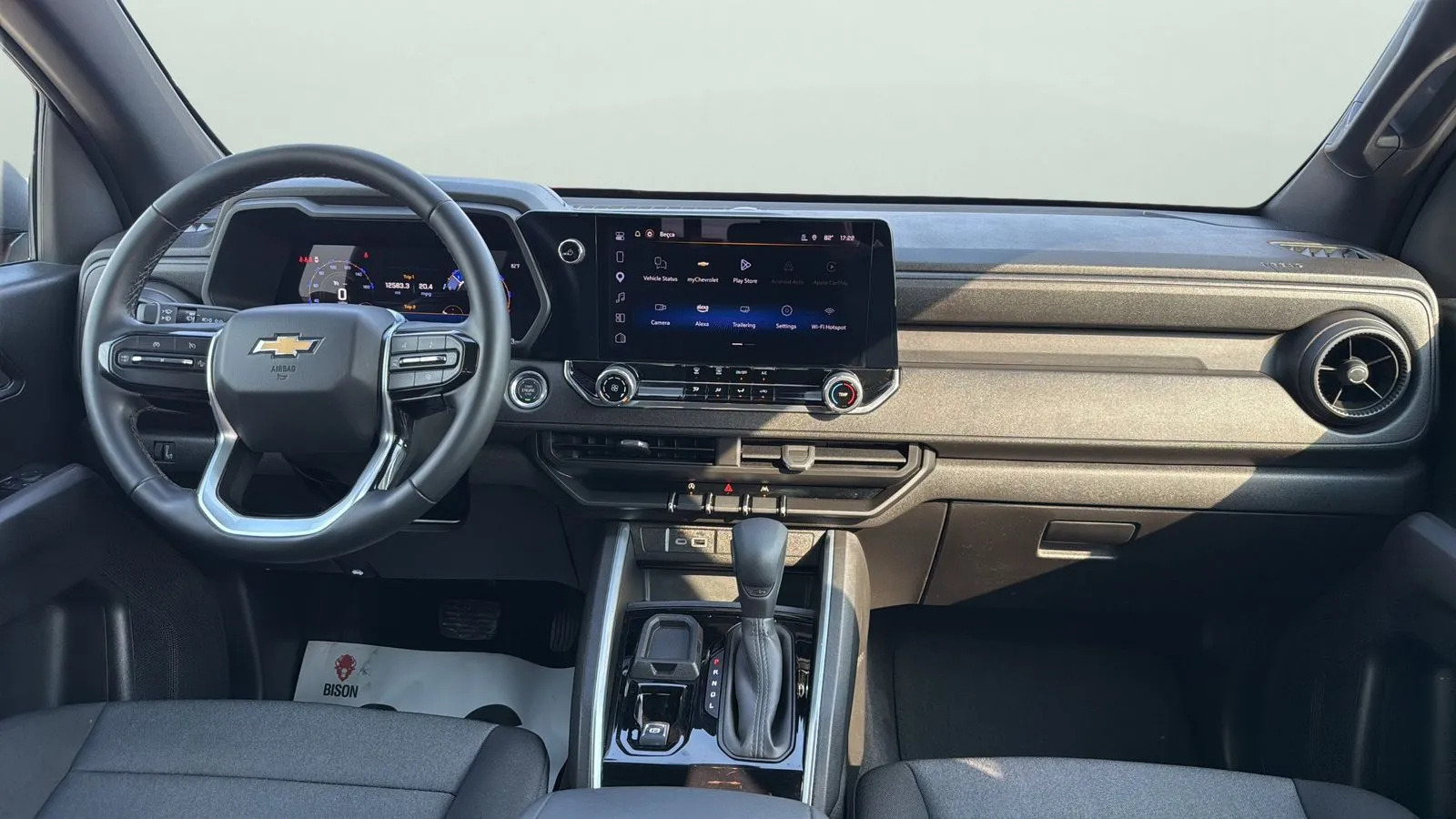 Chevrolet Colorado photo 21