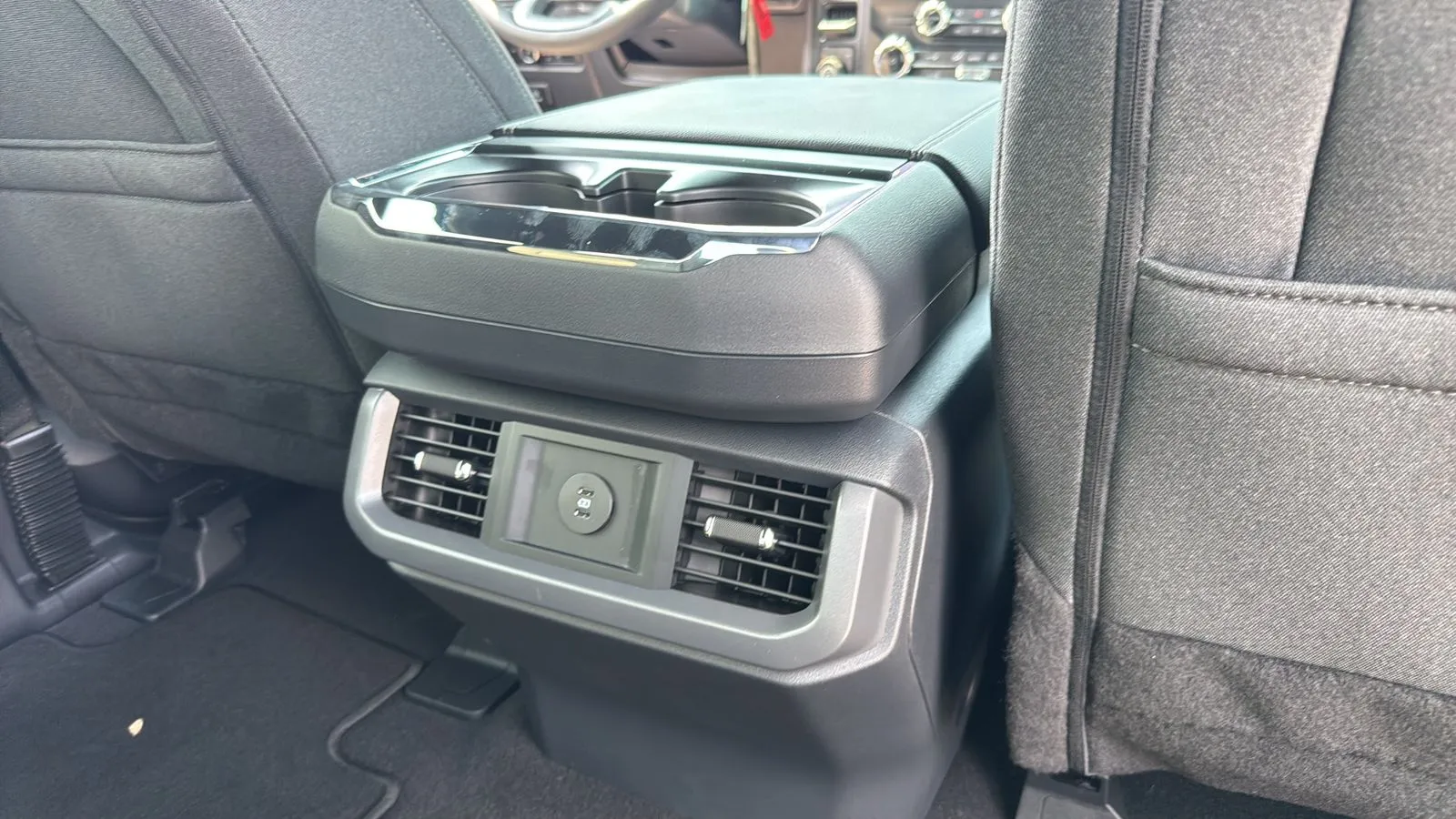 Ford F-150 photo 27