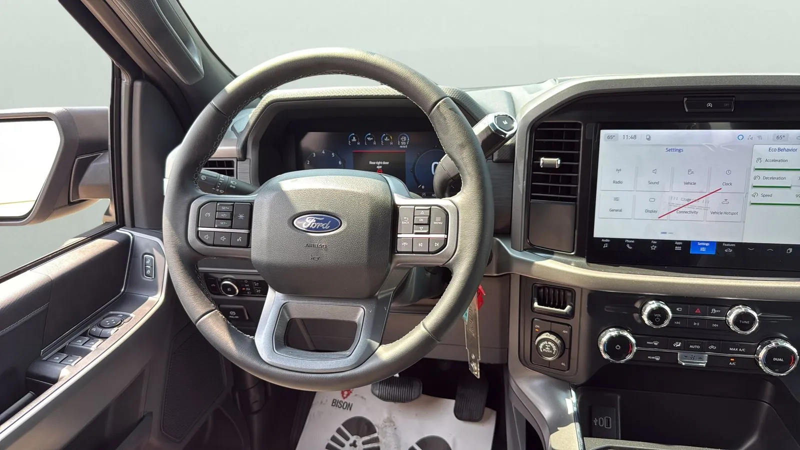 Ford F-150 photo 12