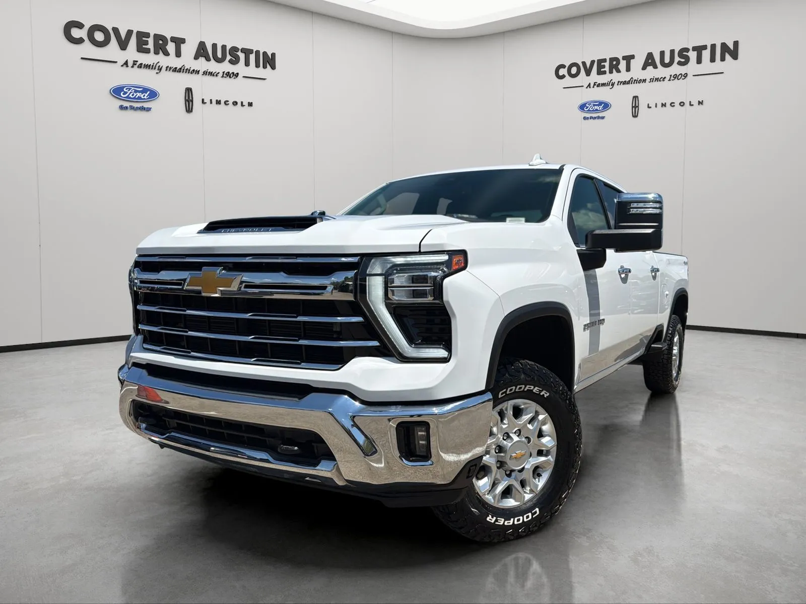 White 2024 Chevrolet Silverado 2500 HD LTZ for sale in Austin, TX