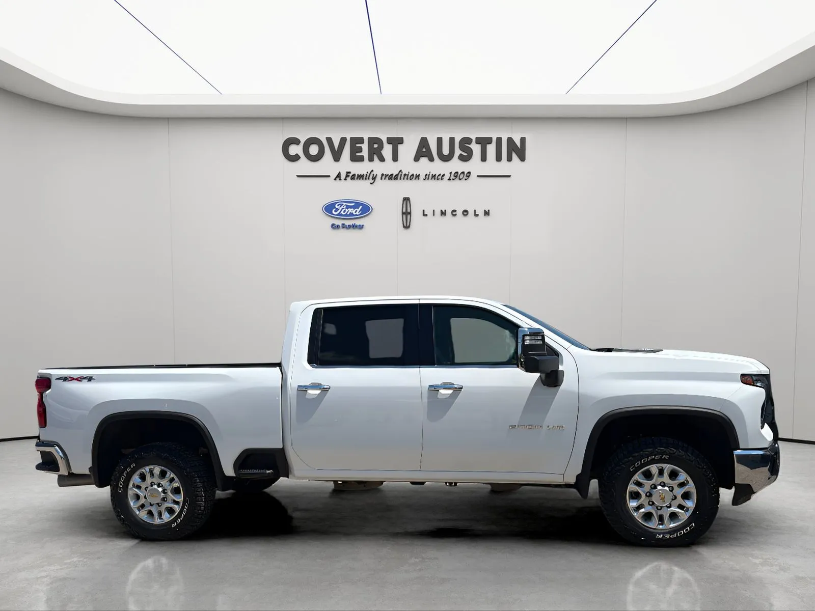 Chevrolet Silverado photo 6