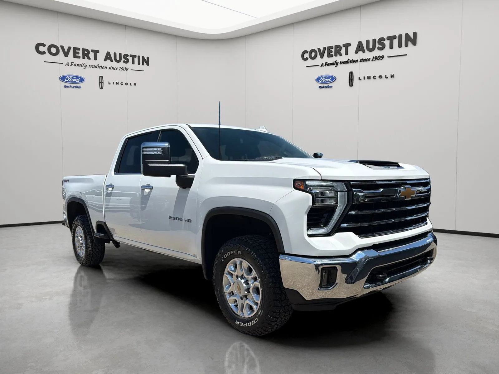 Chevrolet Silverado photo 7