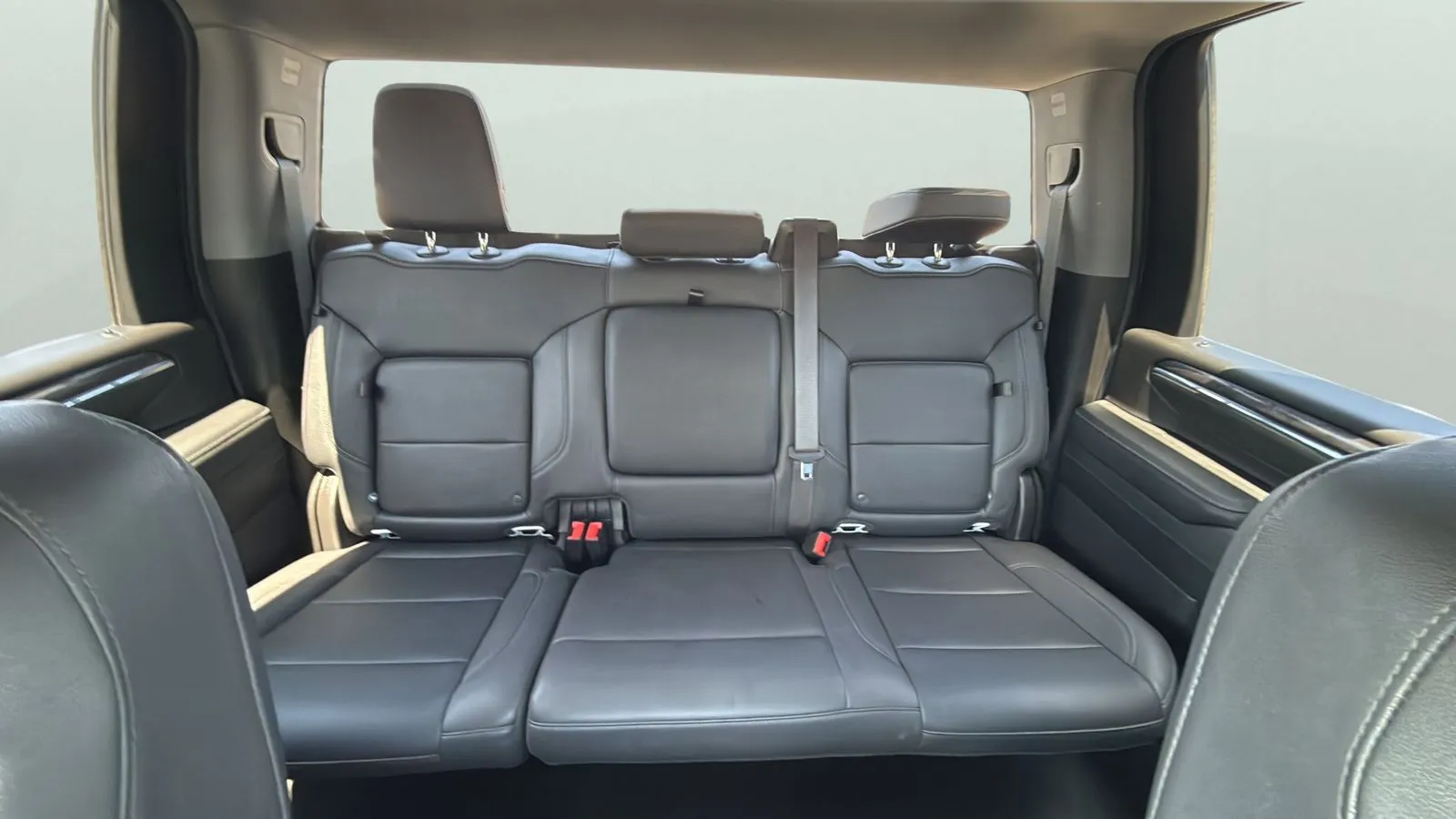 Chevrolet Silverado photo 25