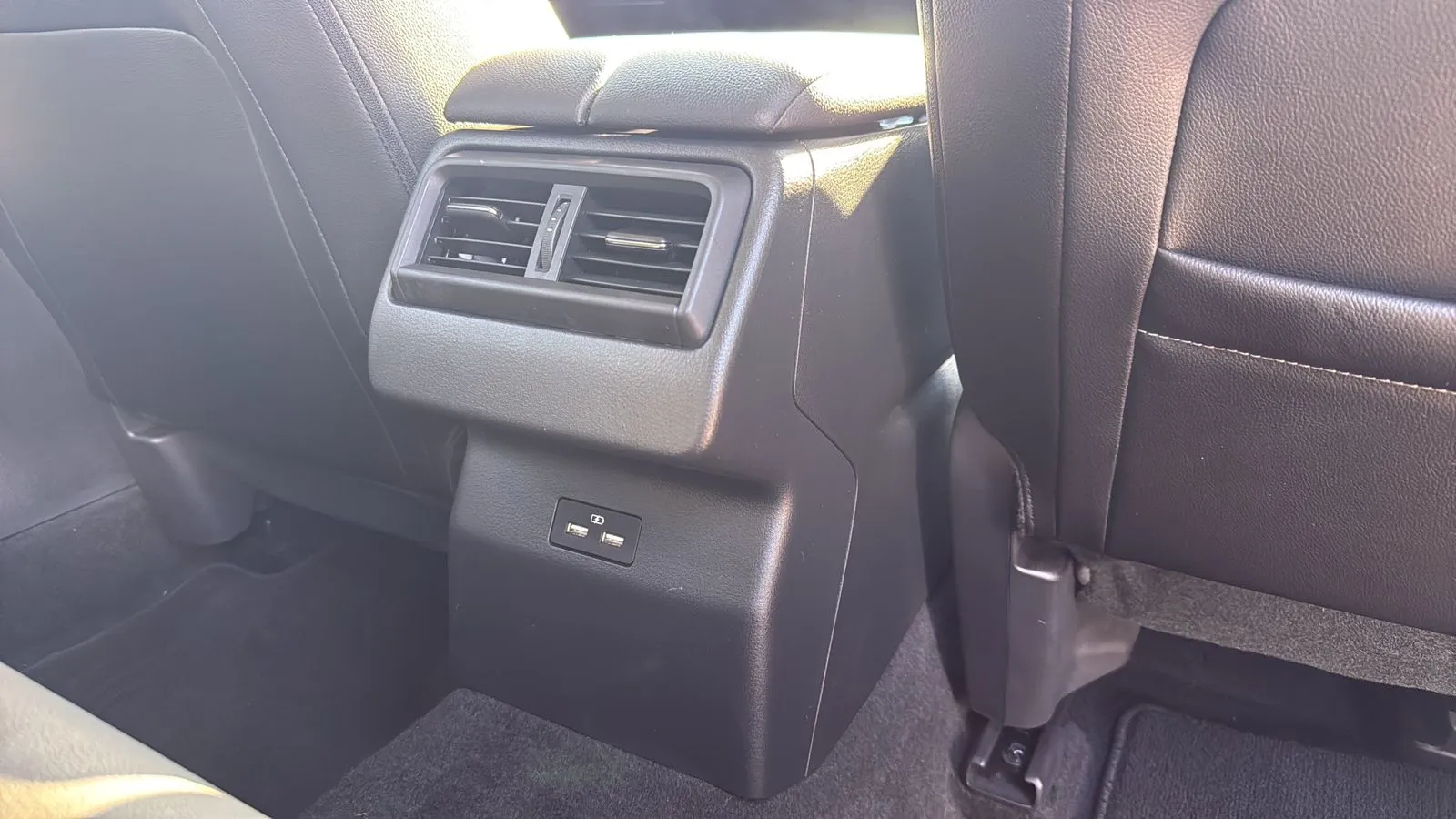 Mazda CX-50 photo 27