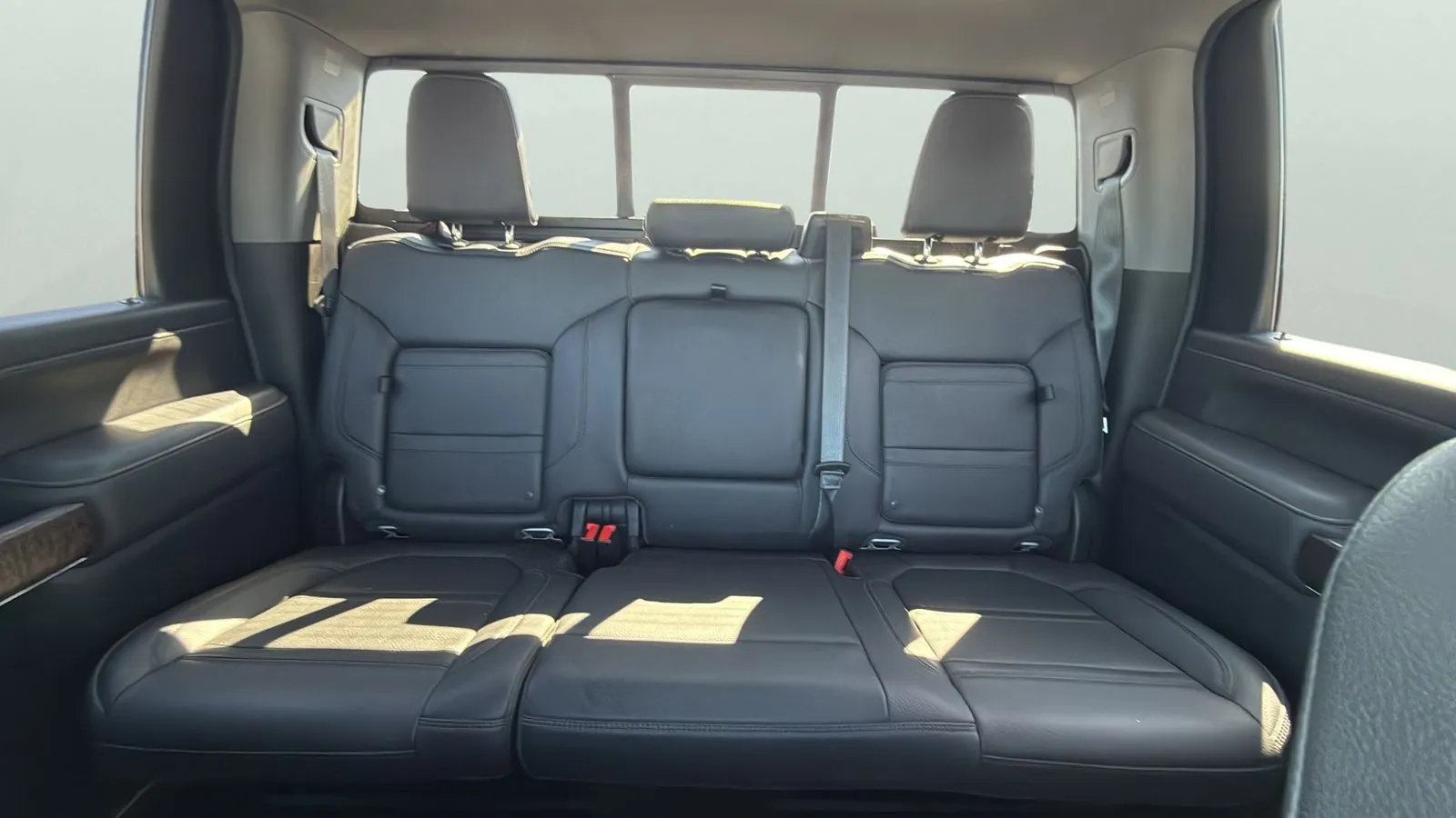 GMC Sierra photo 25