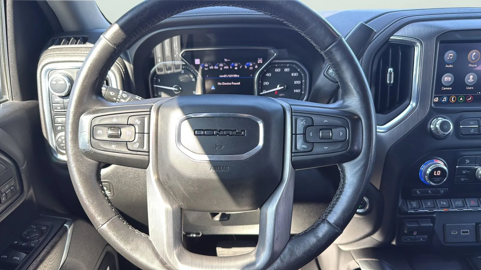 GMC Sierra photo 14