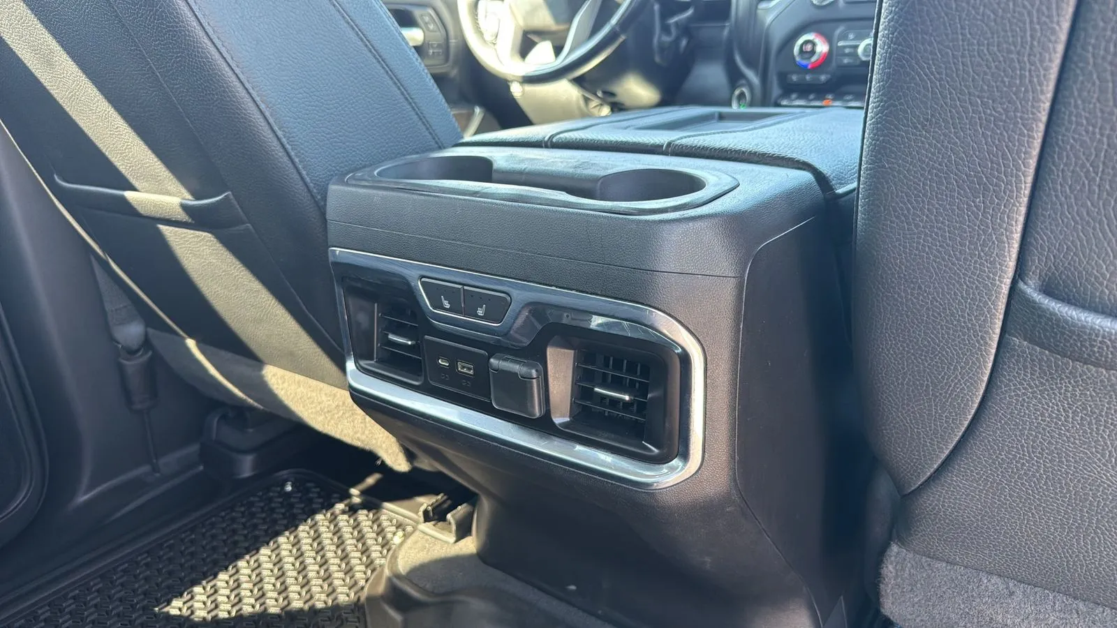 GMC Sierra photo 27