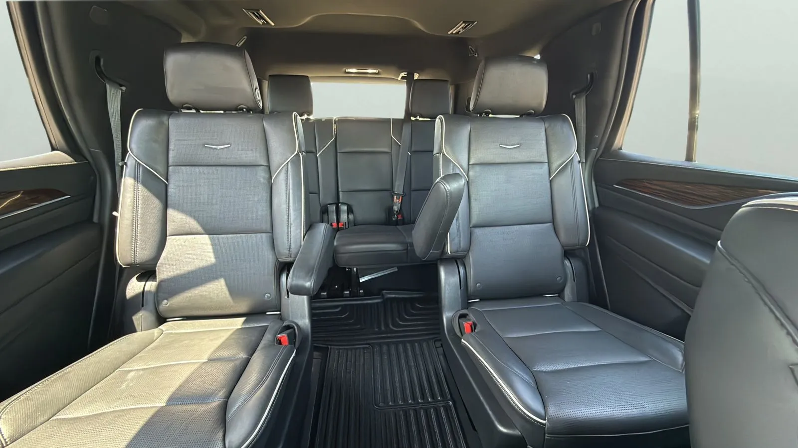 Cadillac Escalade photo 25
