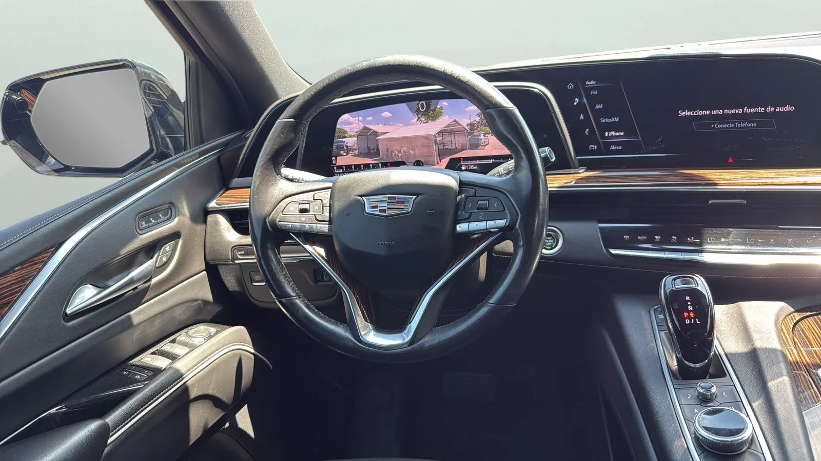 Cadillac Escalade photo 12