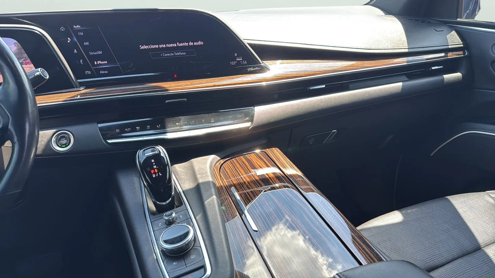 Cadillac Escalade photo 19