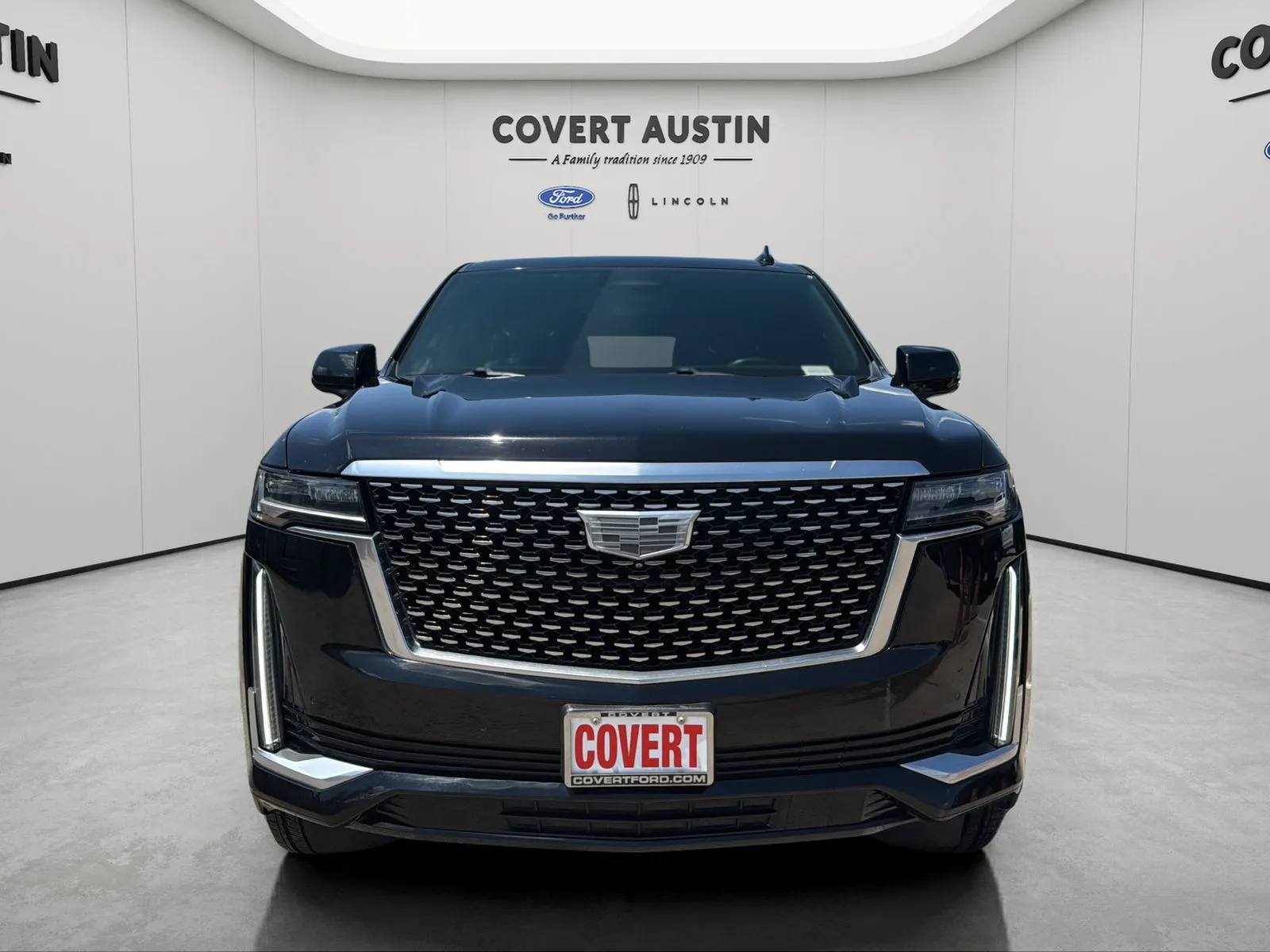 Cadillac Escalade photo 8