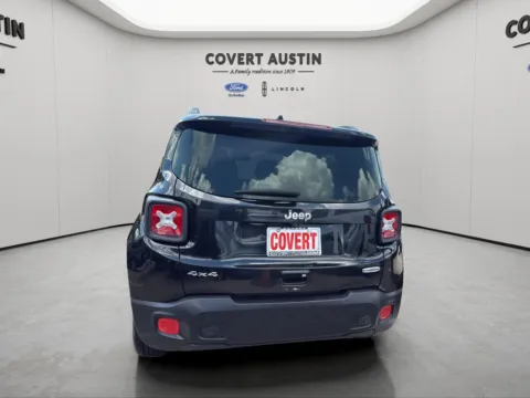 More photos of 2018 Jeep Renegade Latitude at Covert Ford Lincoln, TX