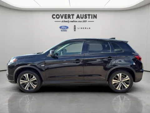 Photos of 2023 Mitsubishi Outlander Sport 2.0 SE for sale in Austin, TX at Covert Ford Lincoln