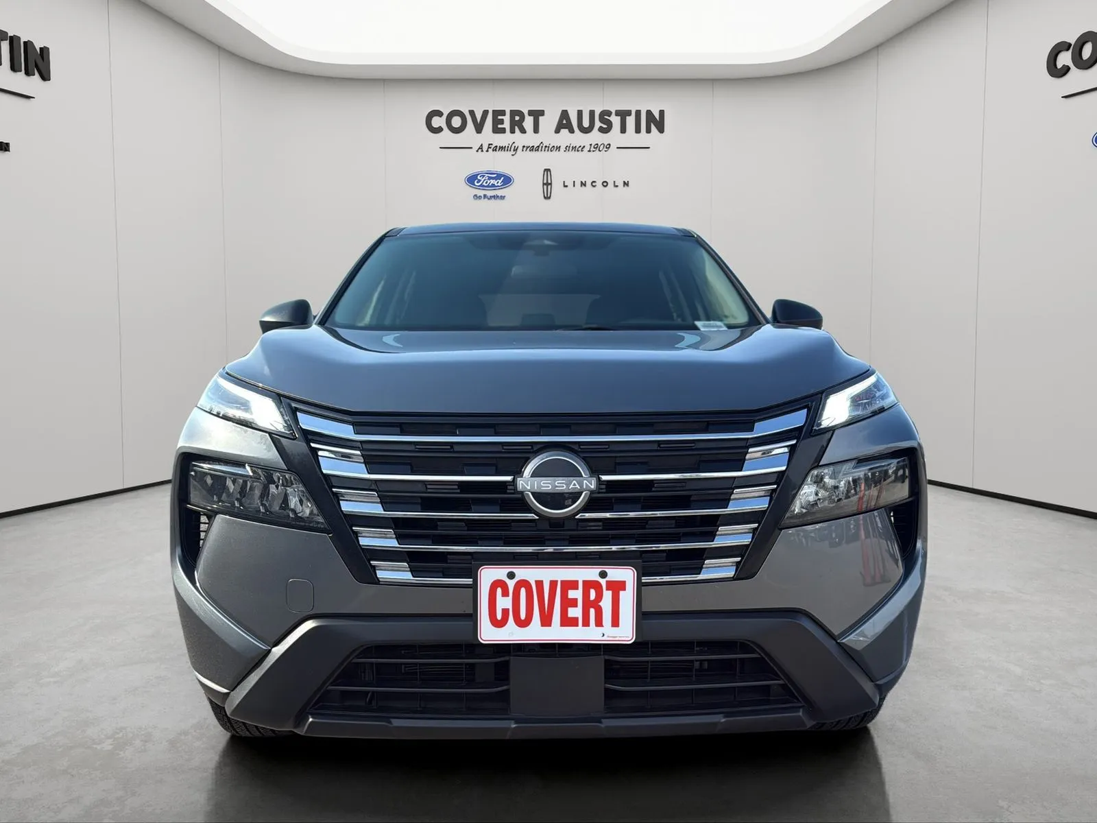 Nissan Rogue photo 8