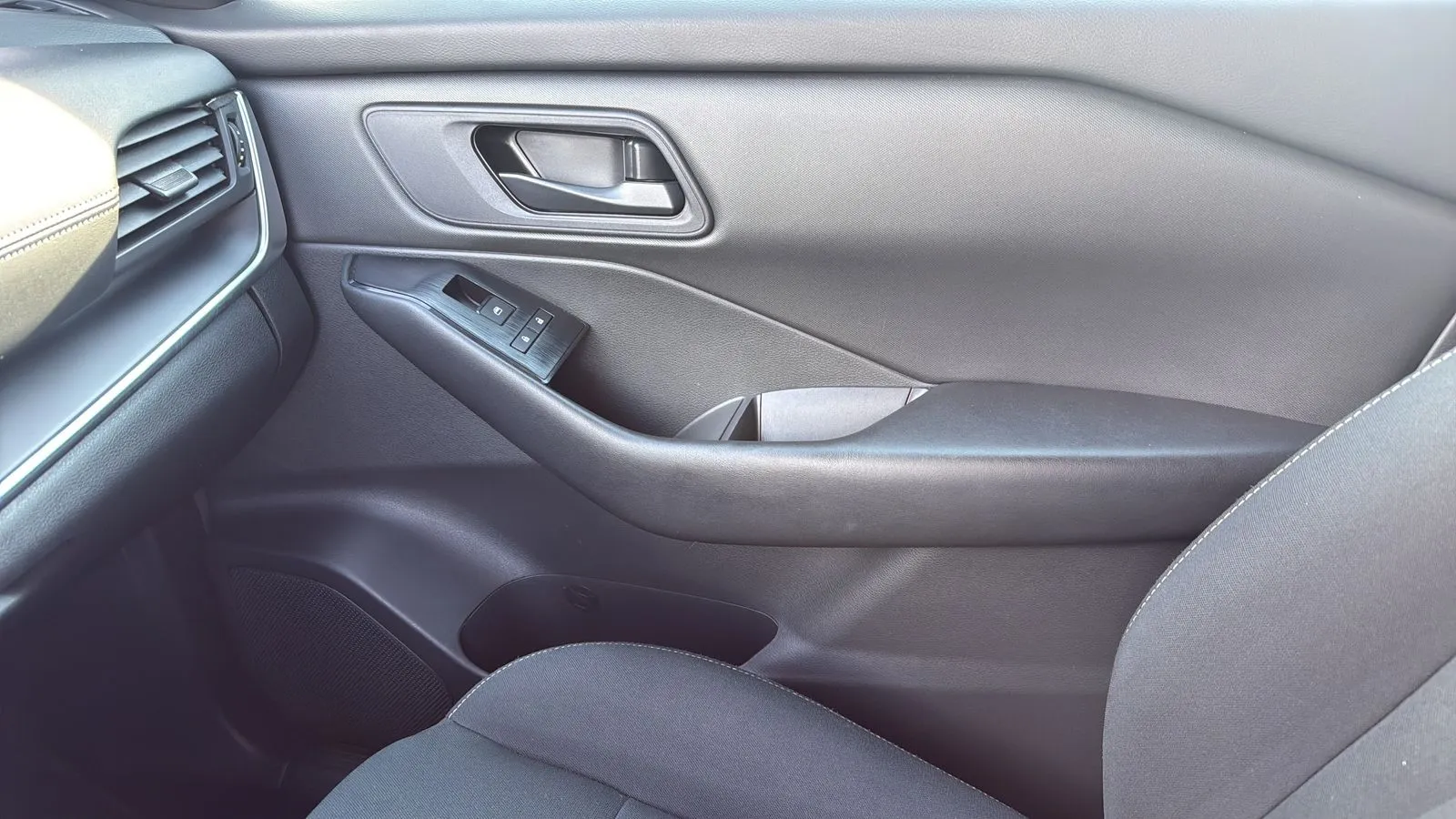Nissan Rogue photo 22