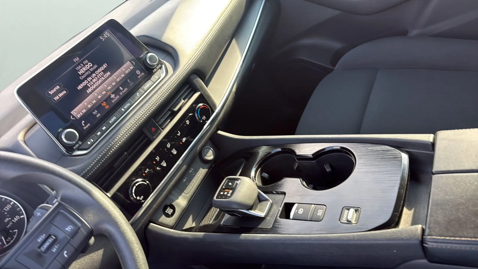 Nissan Rogue photo 20
