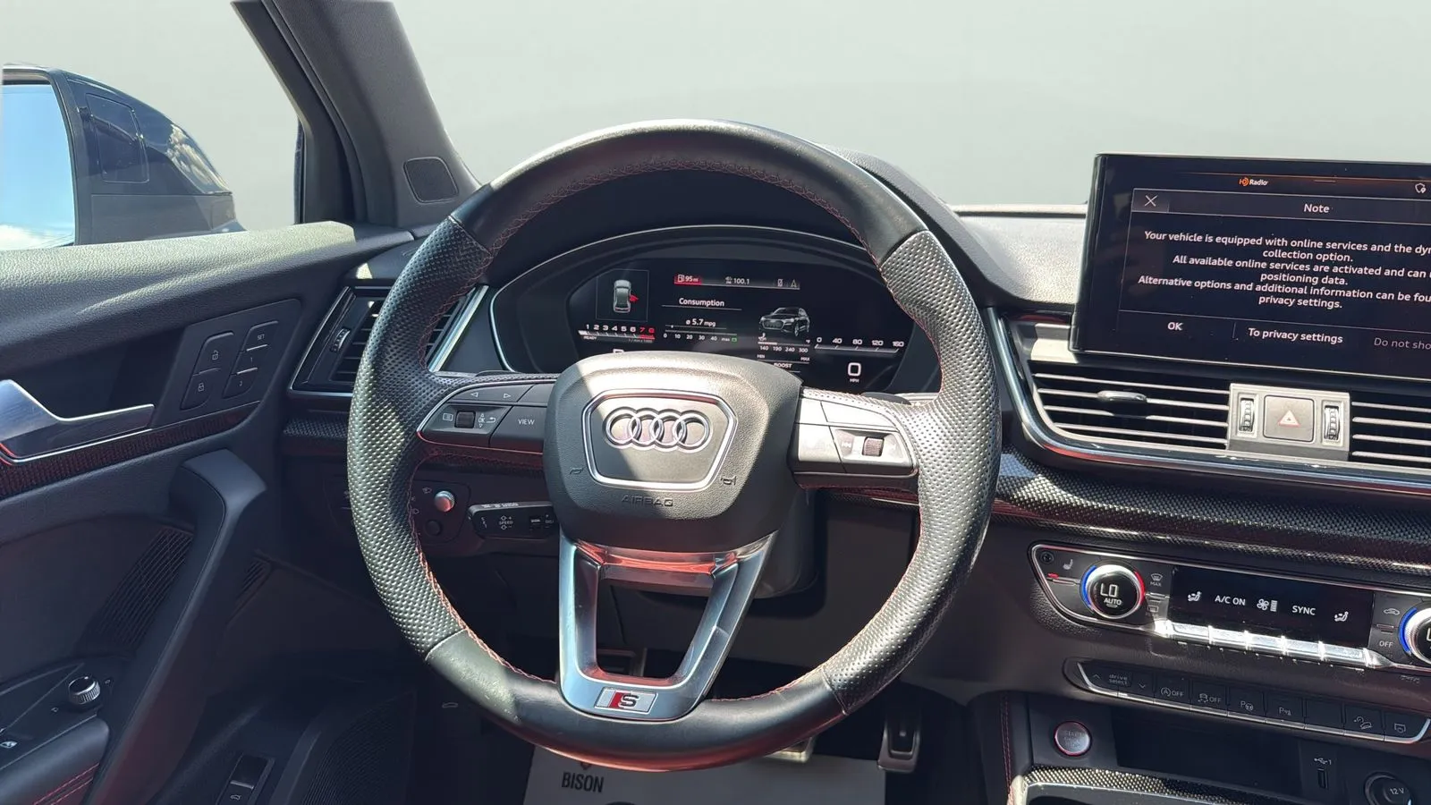 Audi SQ5 photo 12