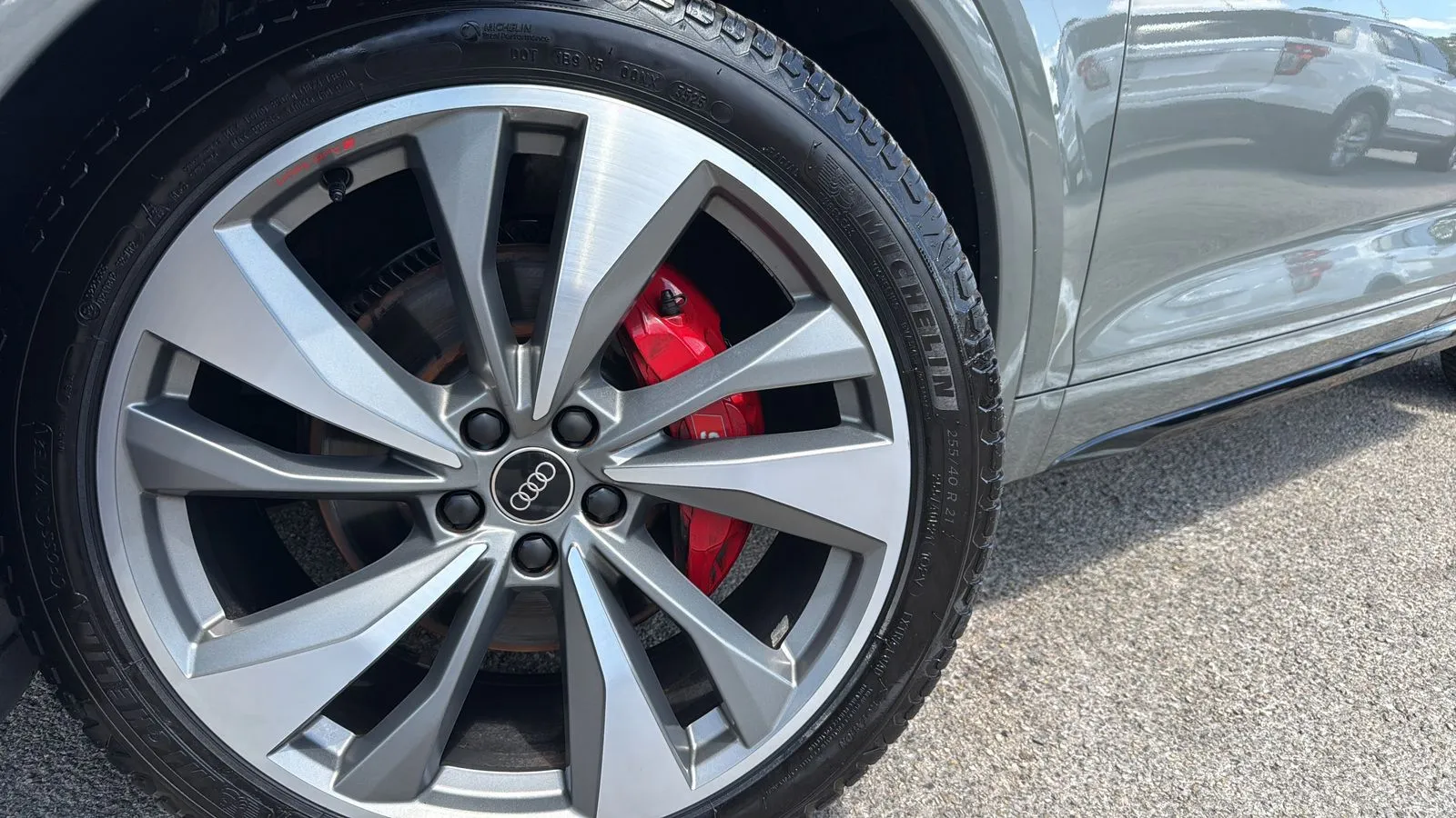 Audi SQ5 photo 29