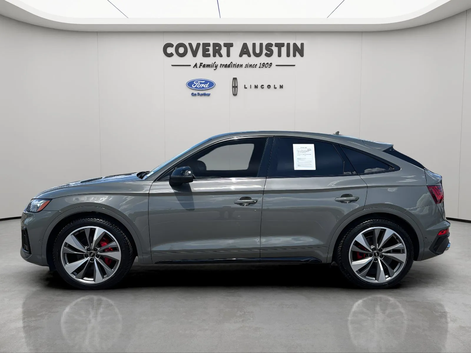Audi SQ5 photo 2