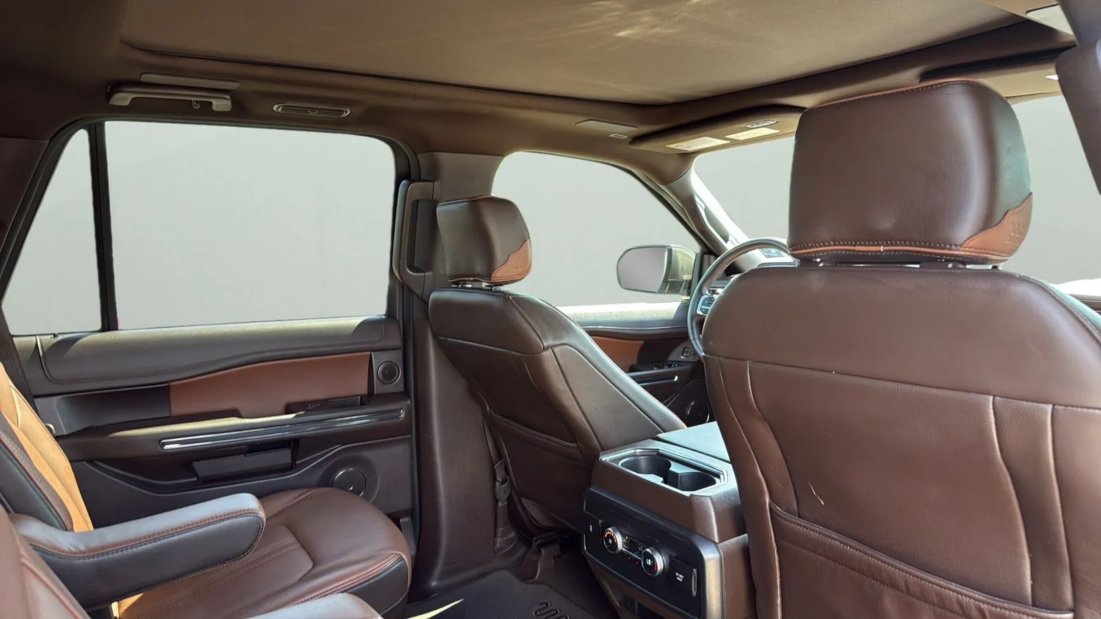 Ford Expedition photo 28
