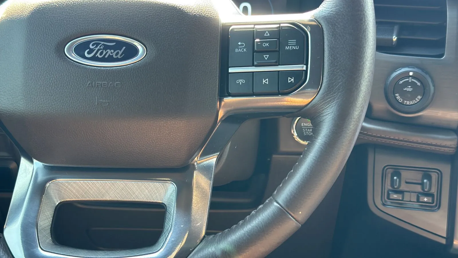 Ford Expedition photo 15