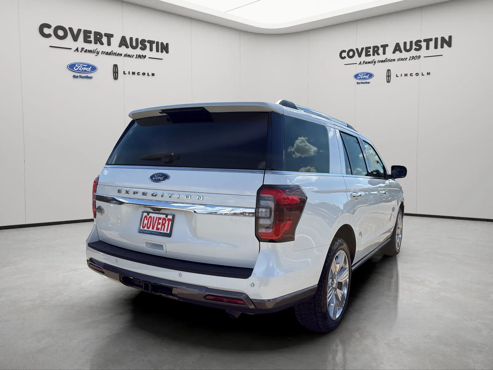 Ford Expedition photo 5