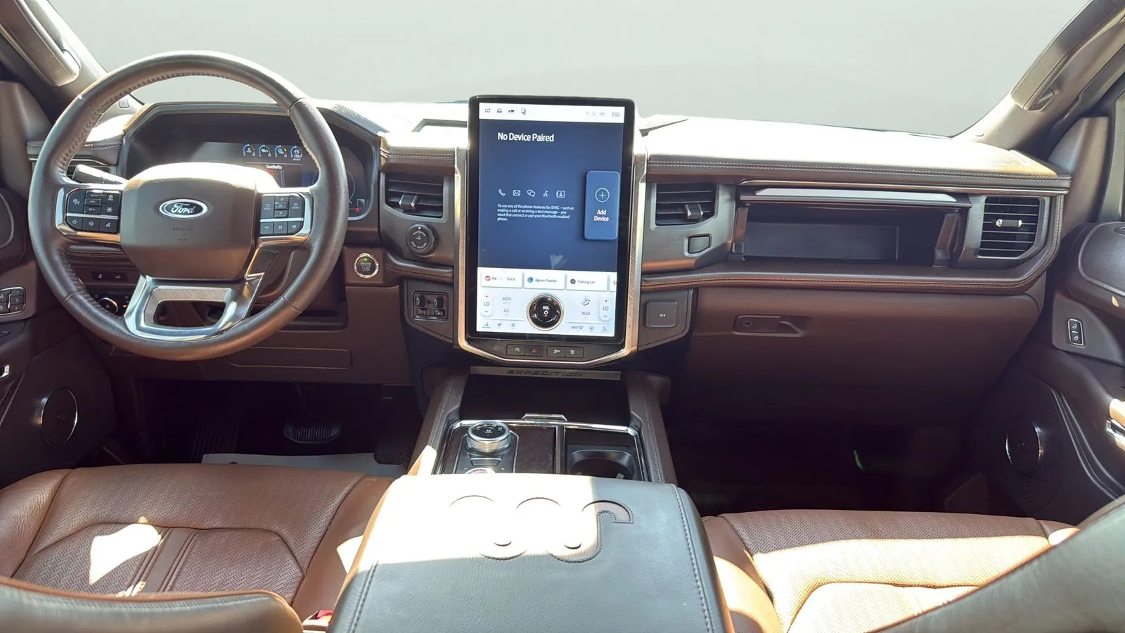 Ford Expedition photo 21