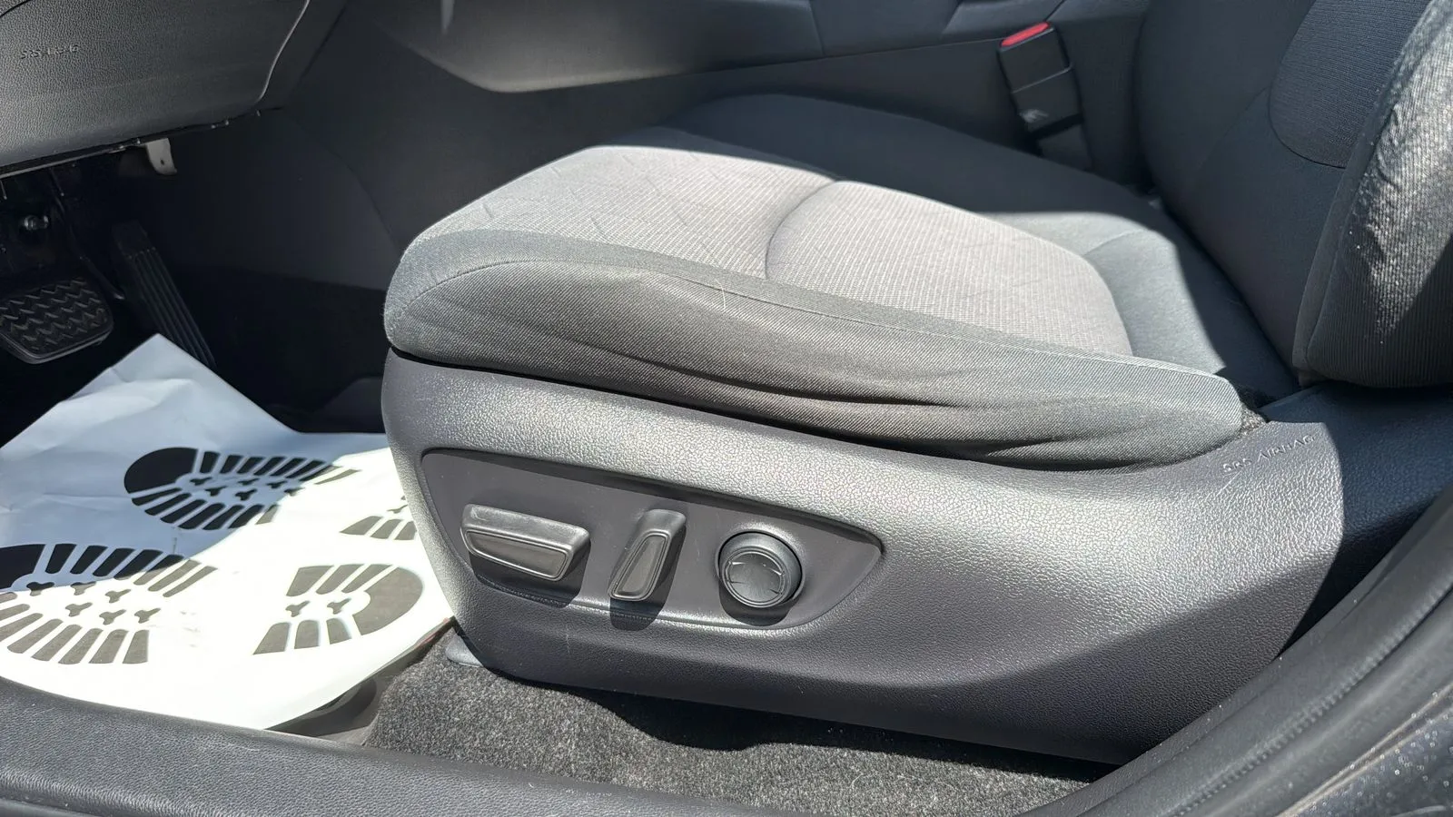 Toyota RAV4 photo 10