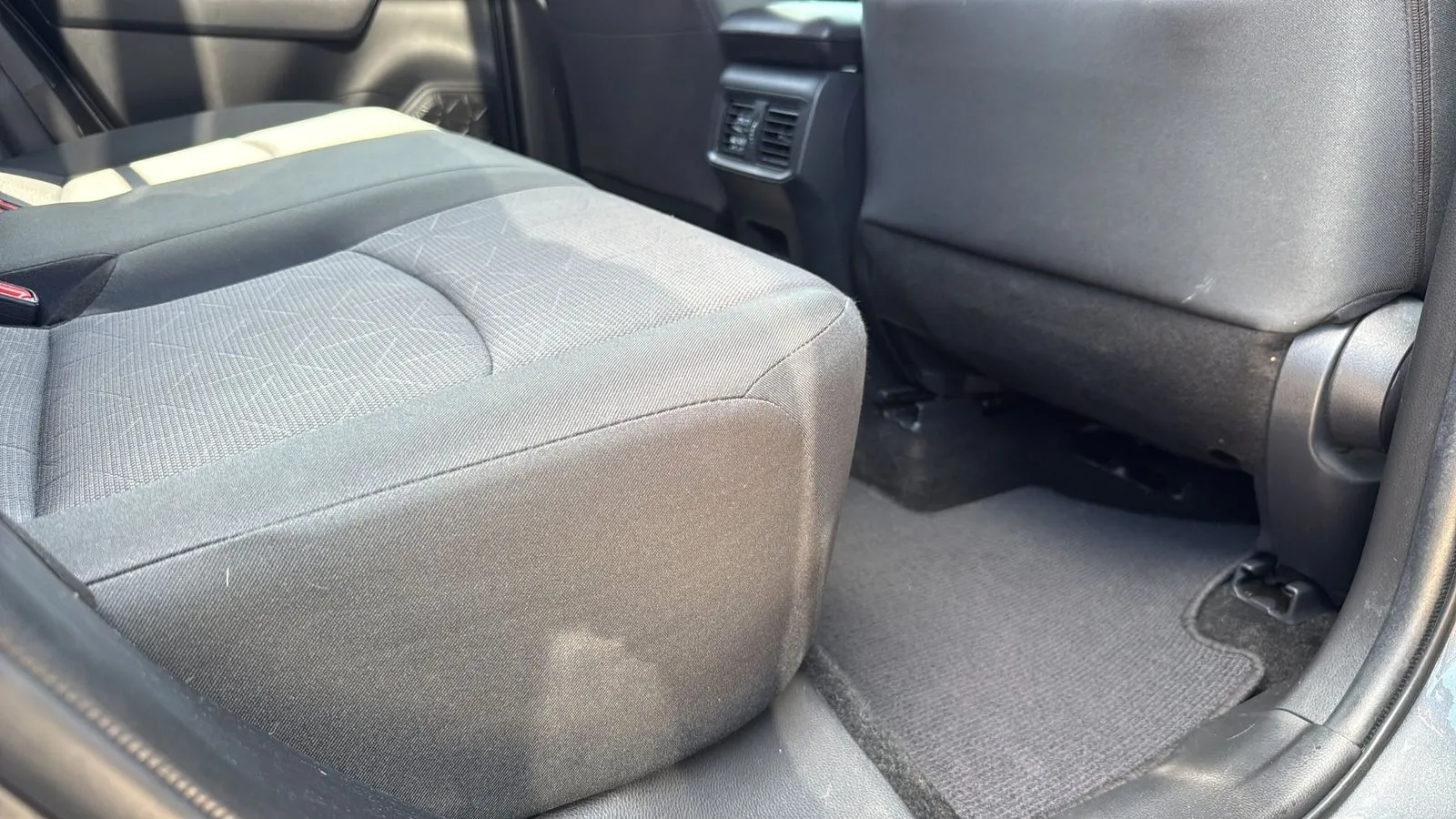 Toyota RAV4 photo 26