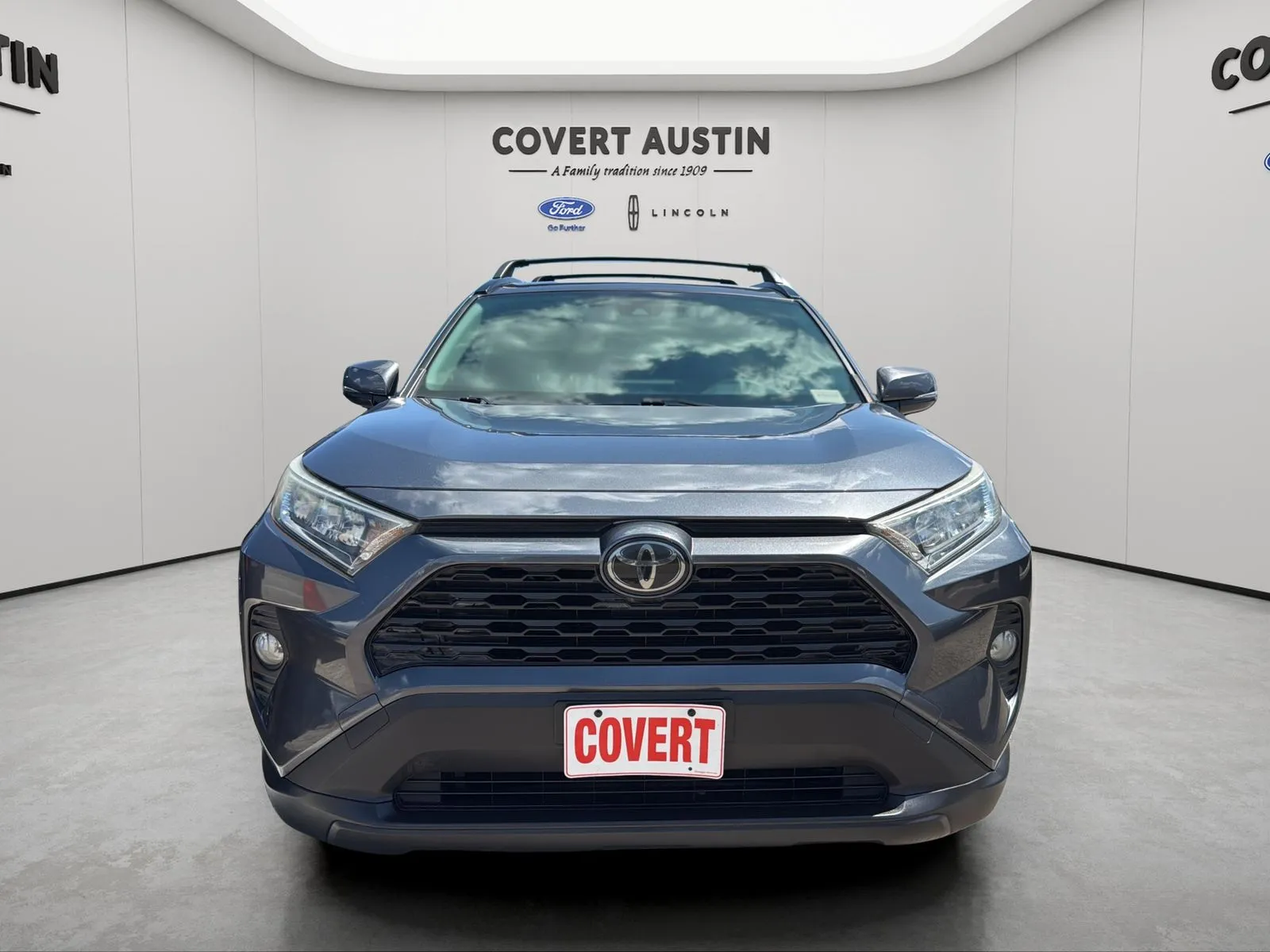 Toyota RAV4 photo 8