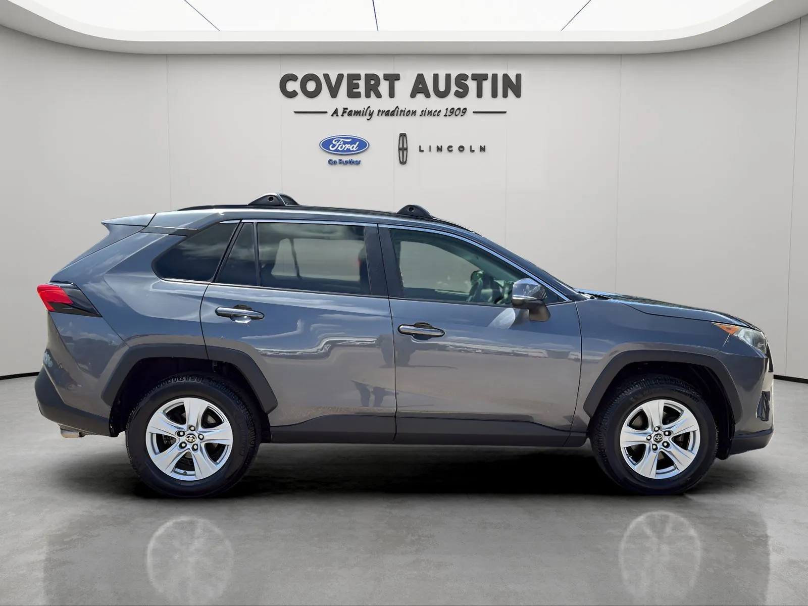 Toyota RAV4 photo 6