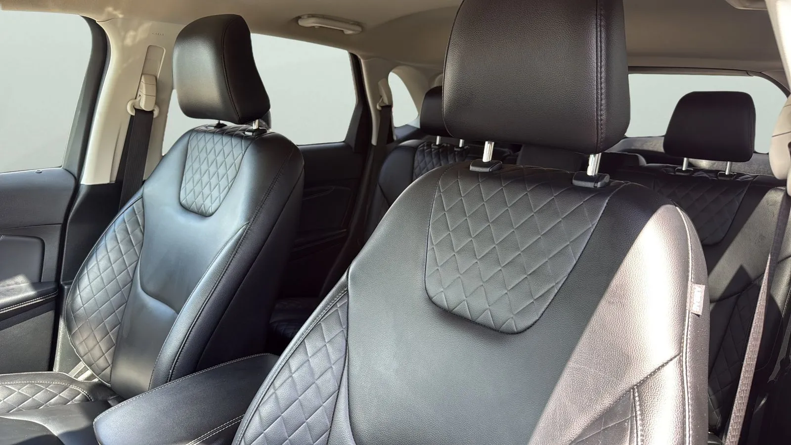 Ford Edge photo 9