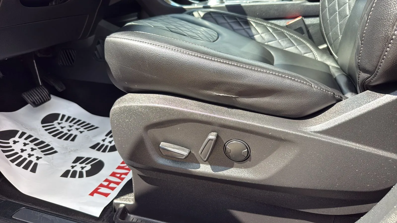 Ford Edge photo 10