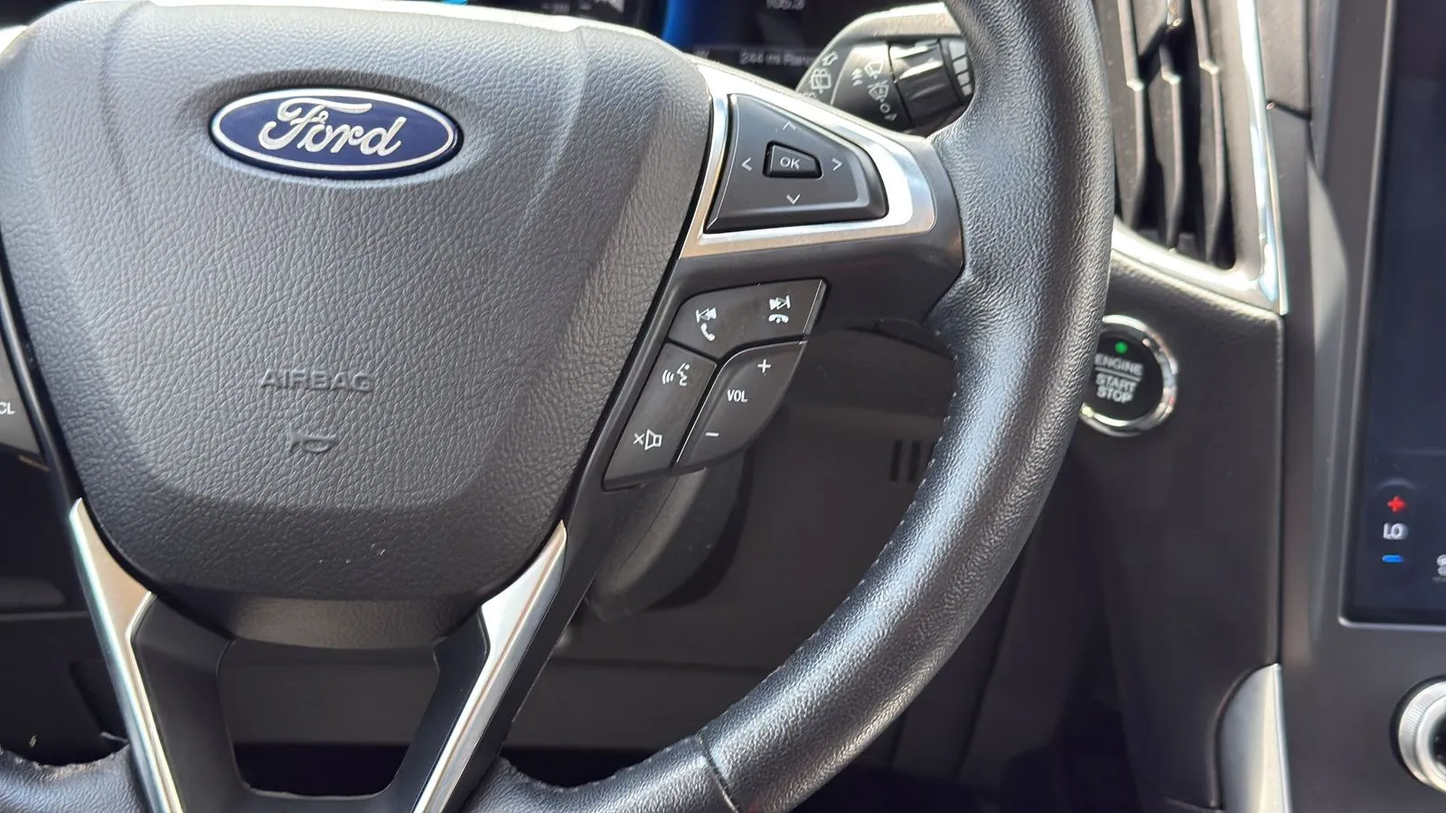 Ford Edge photo 15