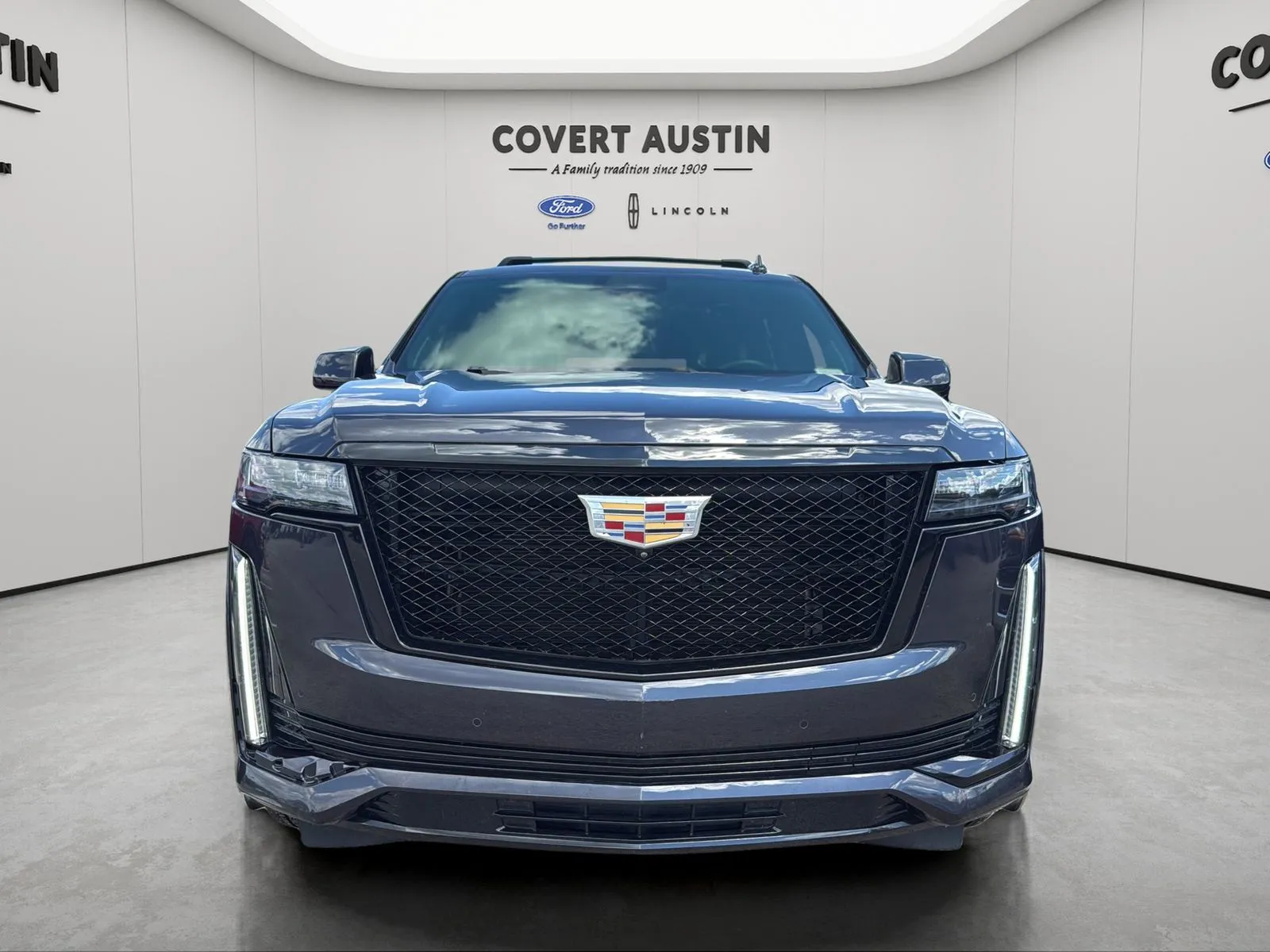 Cadillac Escalade photo 8