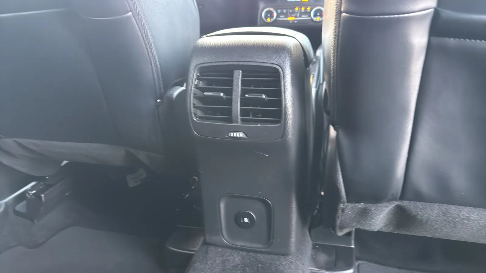 Ford Escape photo 27
