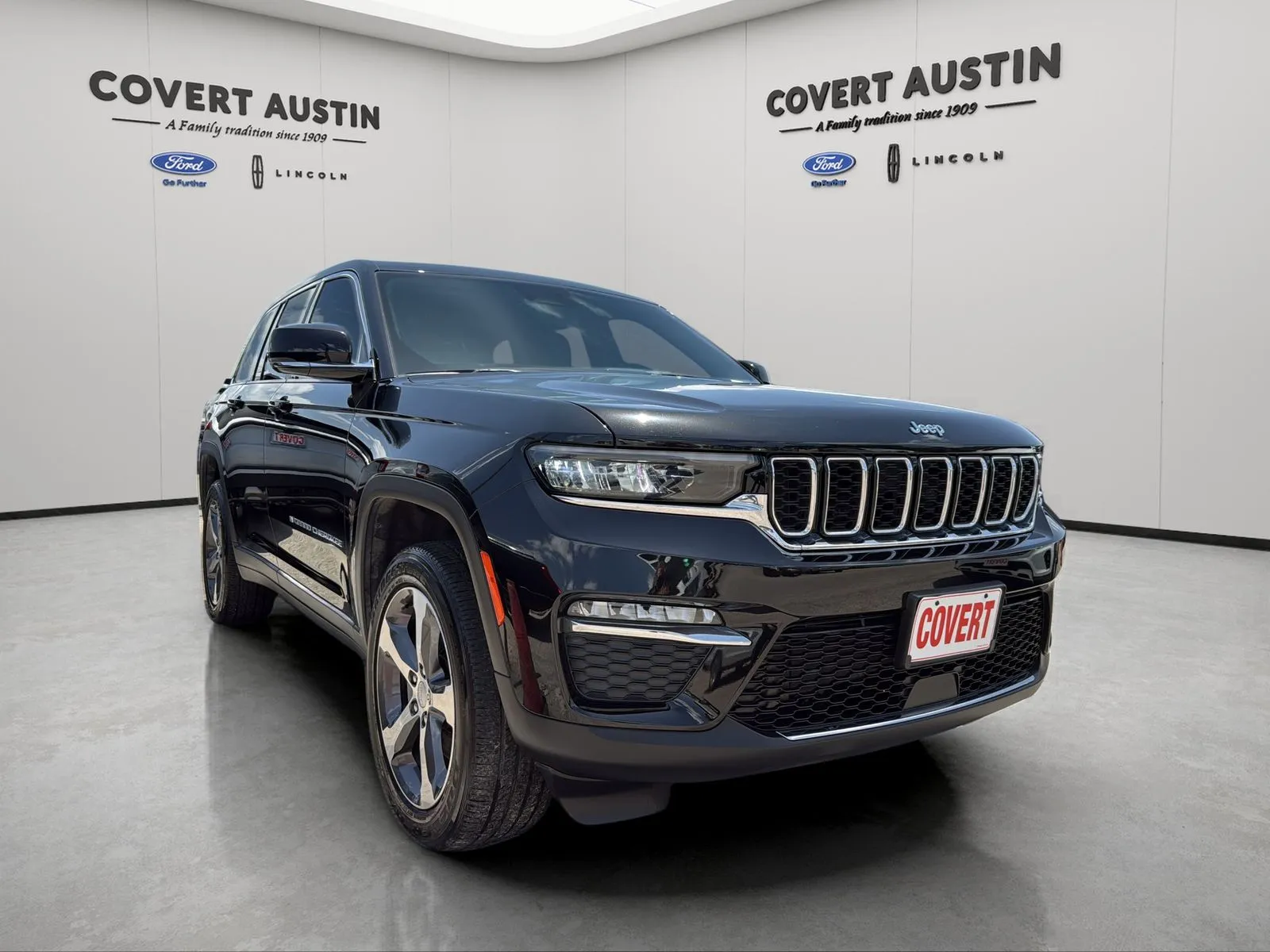 Jeep Grand Cherokee photo 7