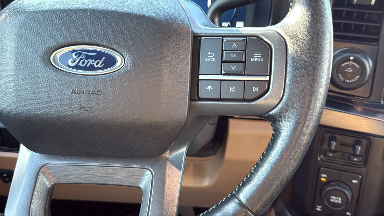 Ford F350SD photo 15