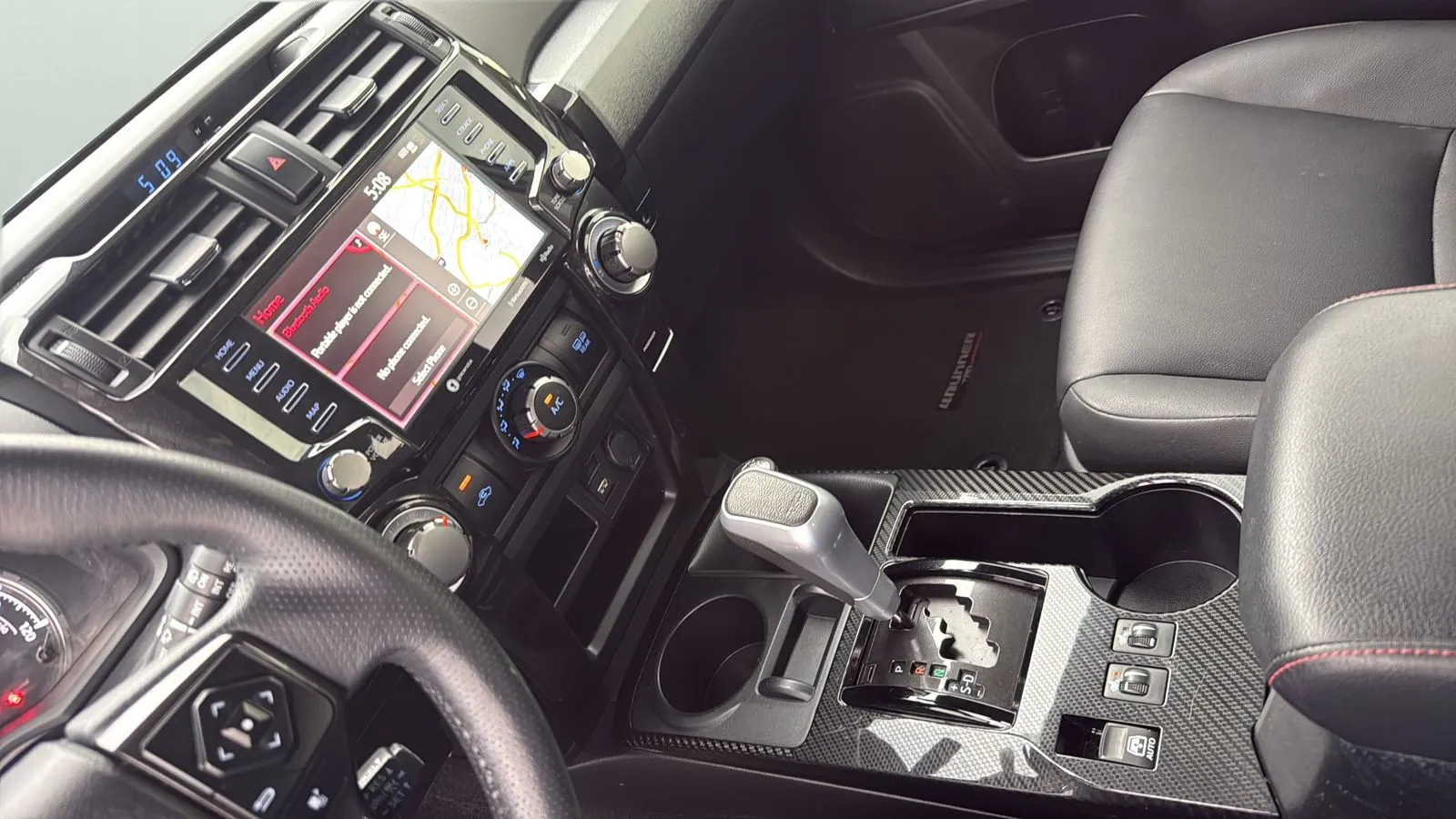 Toyota 4Runner photo 17