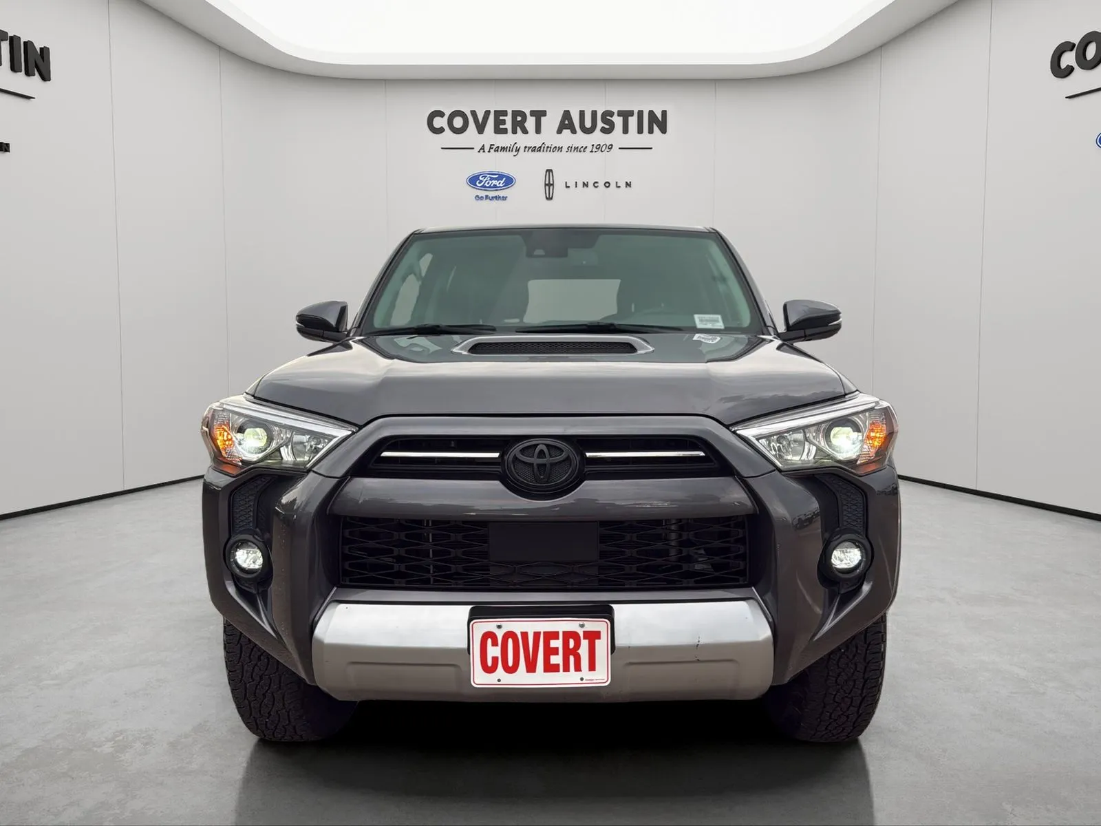 Toyota 4Runner photo 5