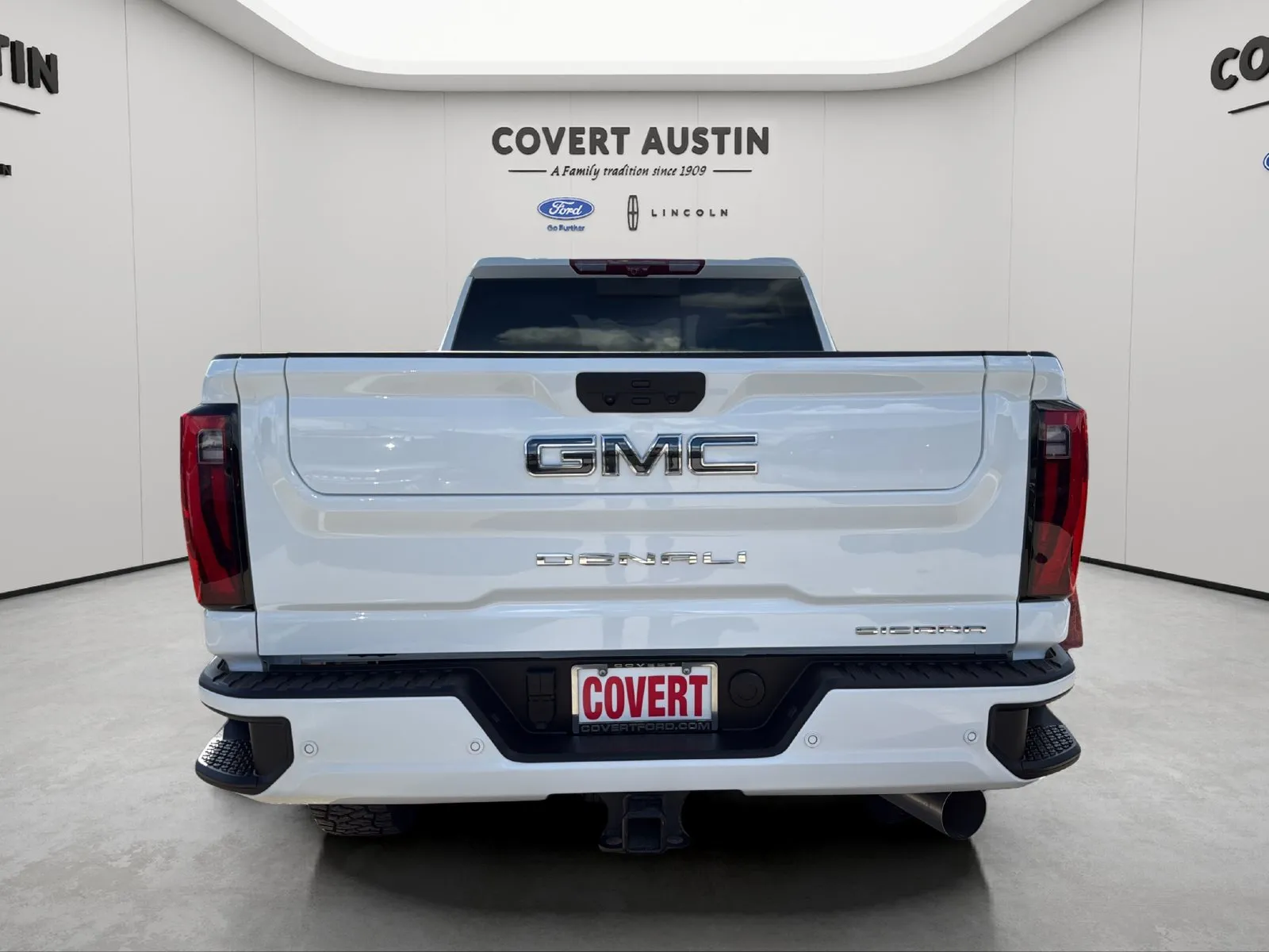 GMC Sierra photo 4