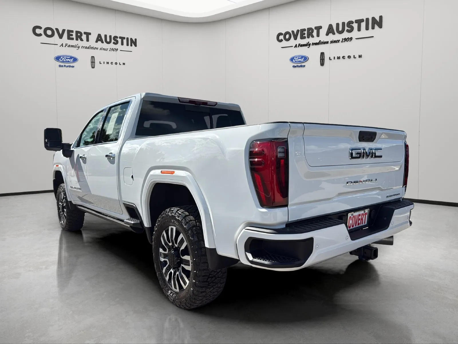 GMC Sierra photo 3