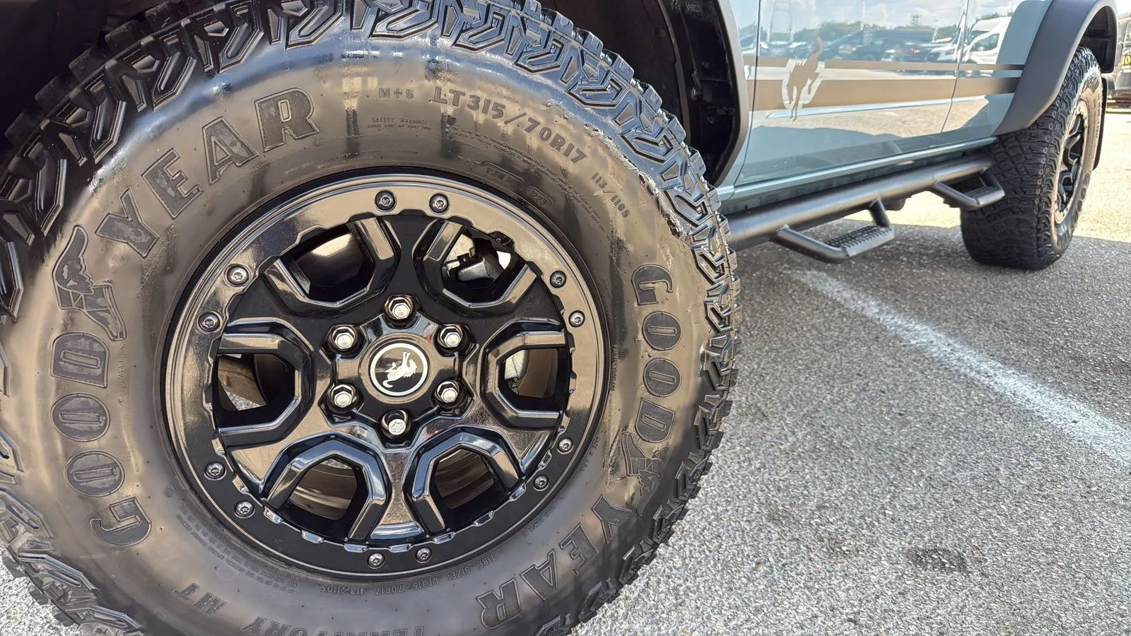 Ford Bronco photo 29