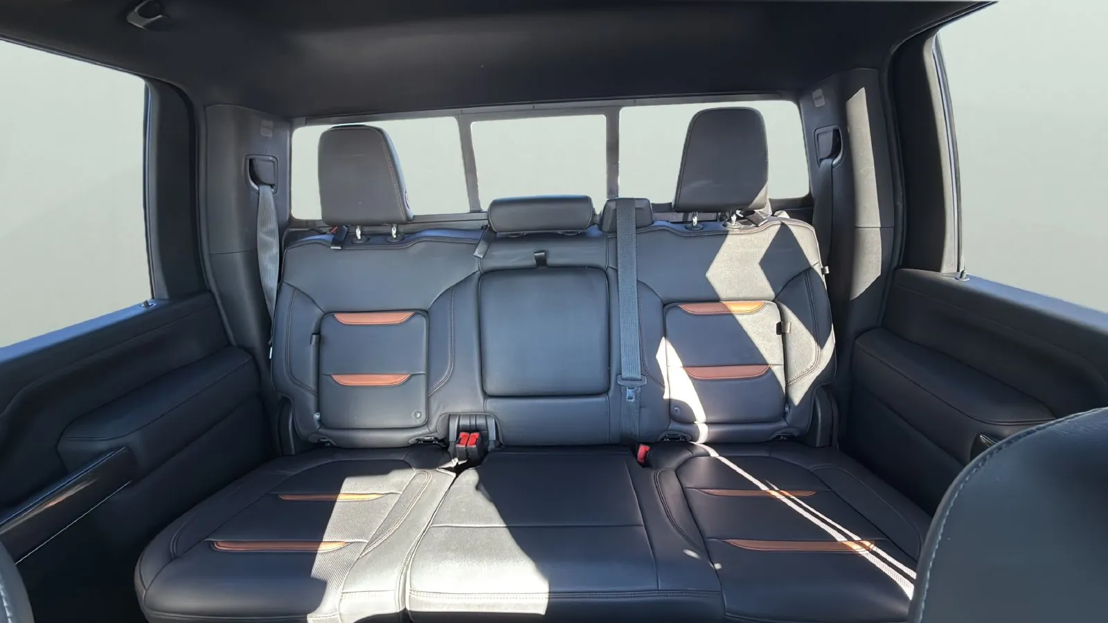 GMC Sierra photo 25