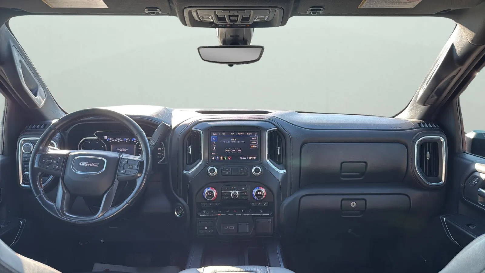 GMC Sierra photo 21